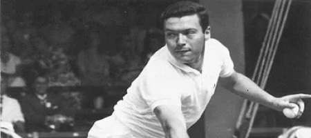 Nicola Pietrangeli: Il Primo a far diventare Il Tennis Italiano leggenda mondiale e ad aprirne la strada all’attuale Grandezza Planetaria