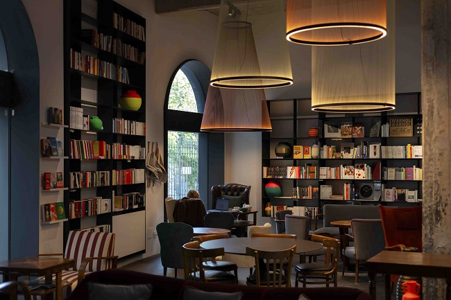 The Shell Libreria Bistrot